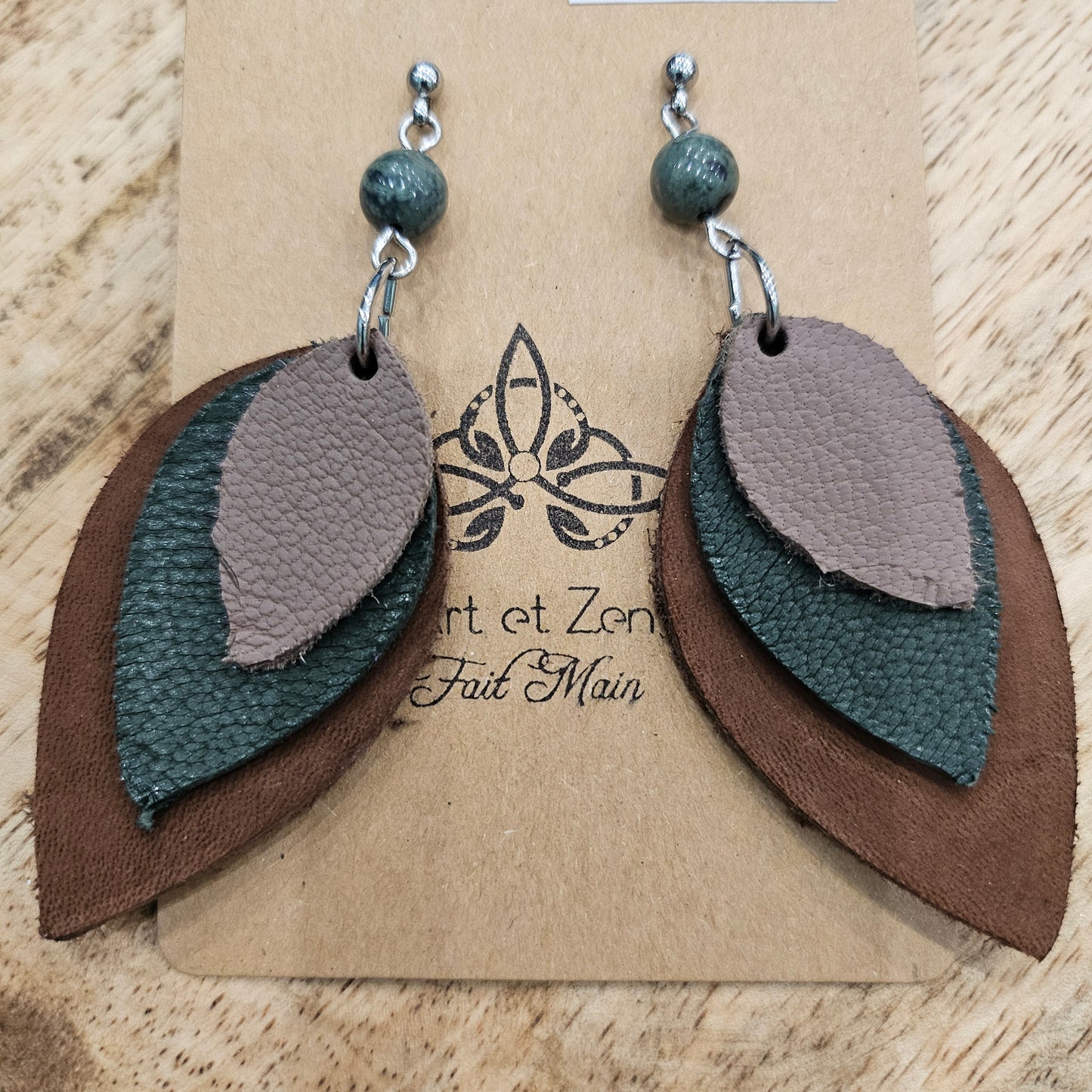 Boucles d'oreilles Cuir Aigue Marine / Cornaline / Quartz Rose / Émeraude