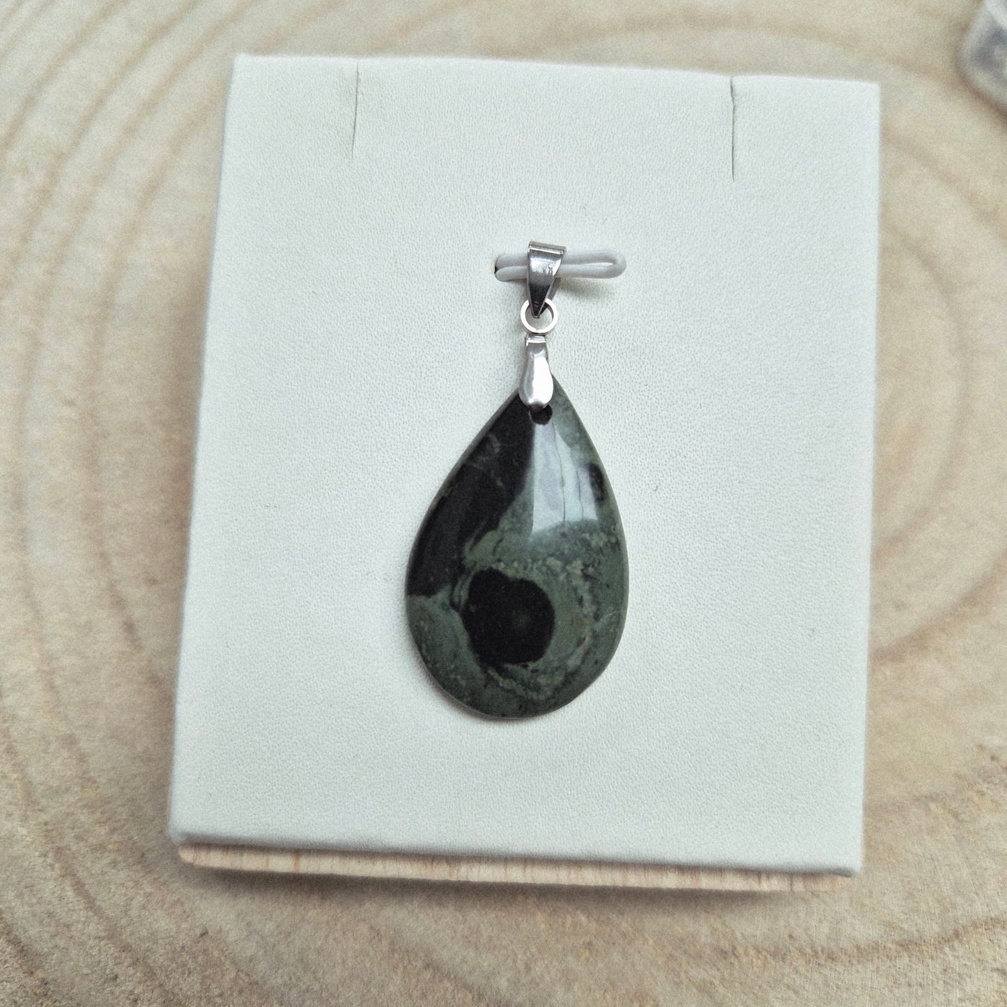 Pendentif Jaspe Kambaba