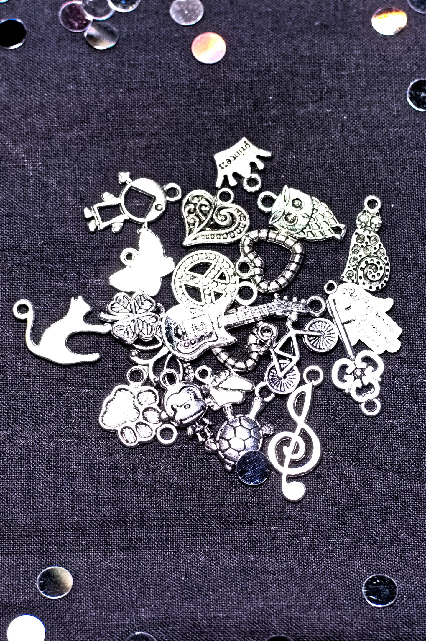 Breloque (charm)