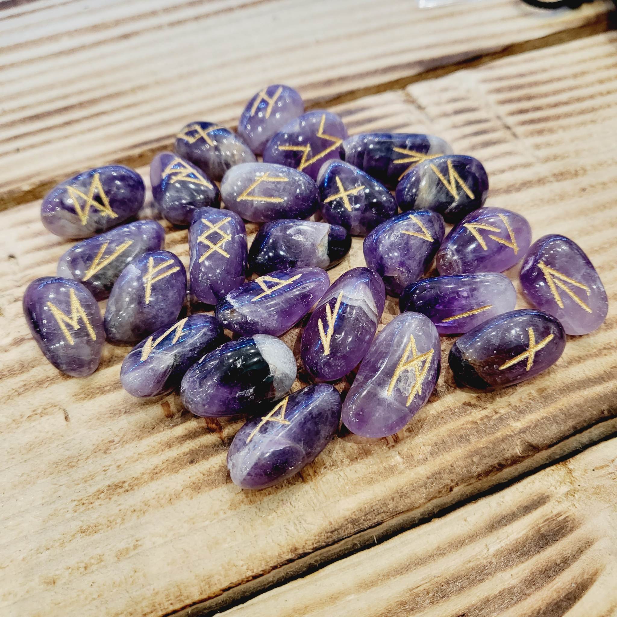 Les runes - Oracle en pierres fines – Art et Zen