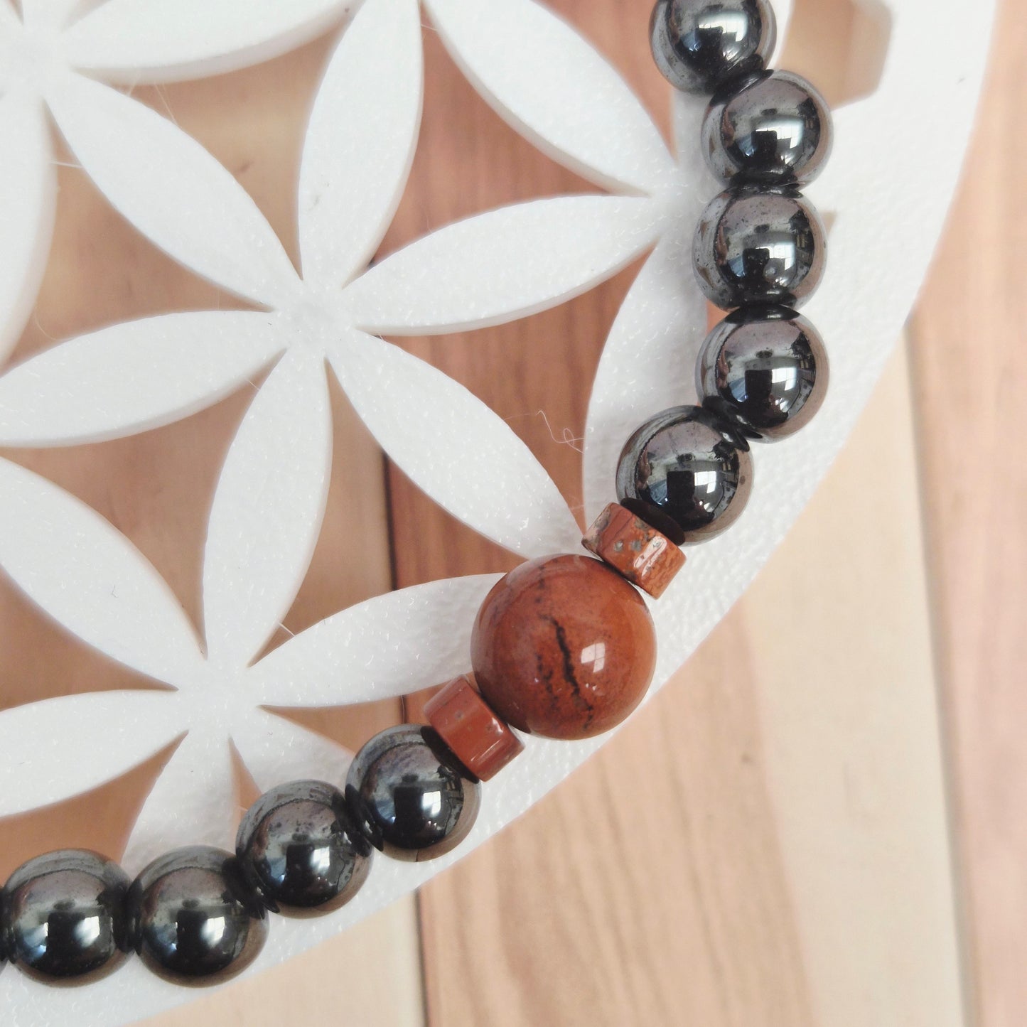 TALISMAN DE L’ANCRAGE / Jaspe Rouge Hématite Quartz Fumé