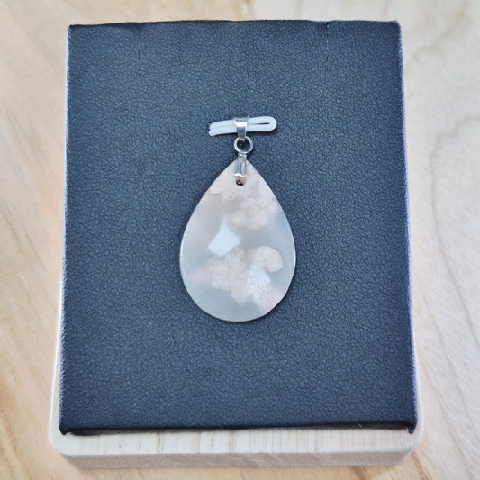 Pendentif Agate Fleur de Cerisier