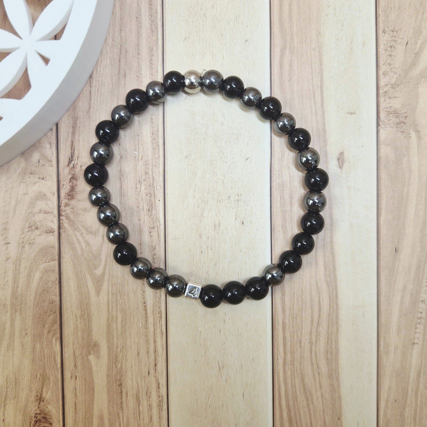 Bracelet Numérologie Chemin de Vie 4, Le Bâtisseur (onyx et hématite)