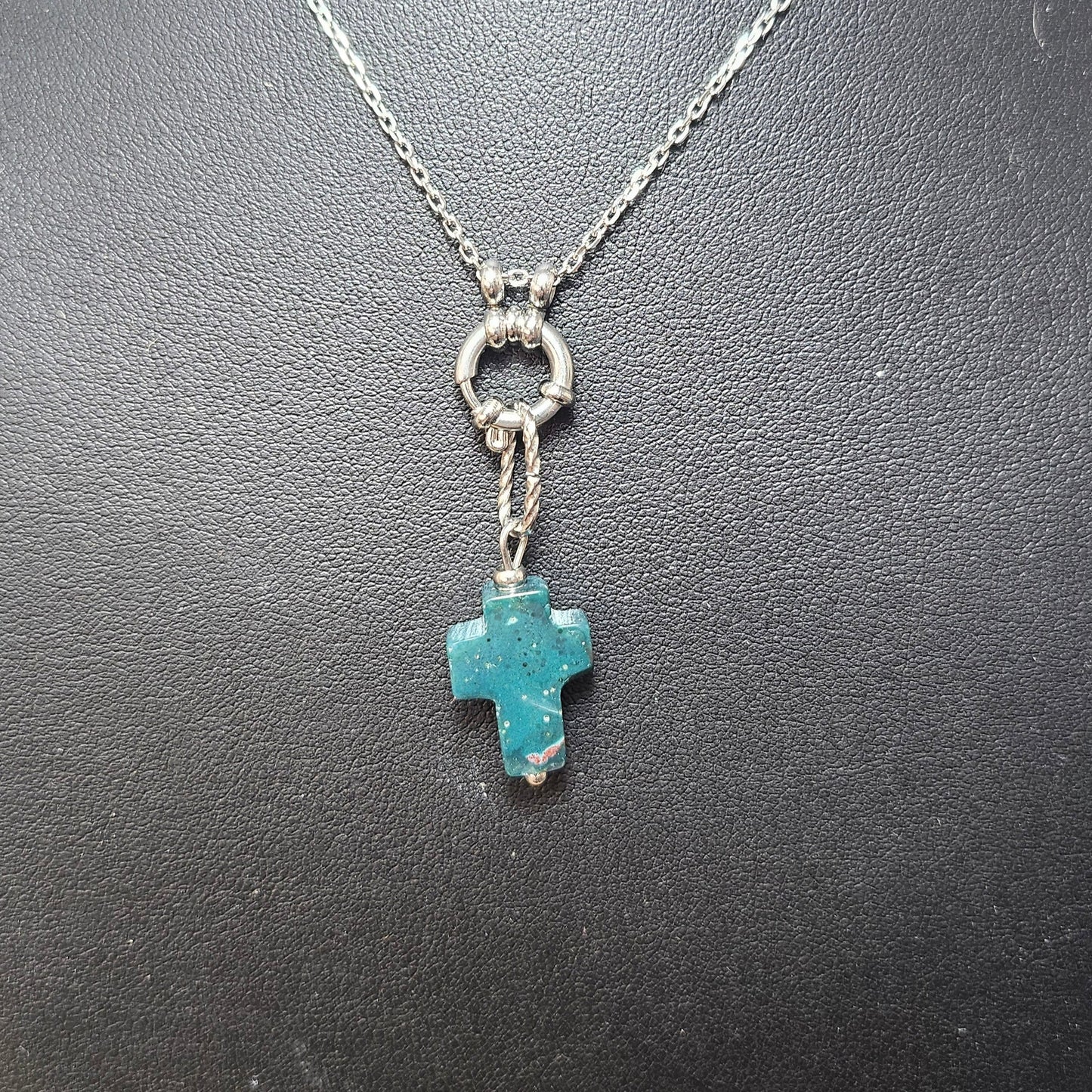 Collier Astéria – Pierres Interchangeables Oeil de tigre / Quartz rose / Agate / Cornaline / Lapis / Labradorite