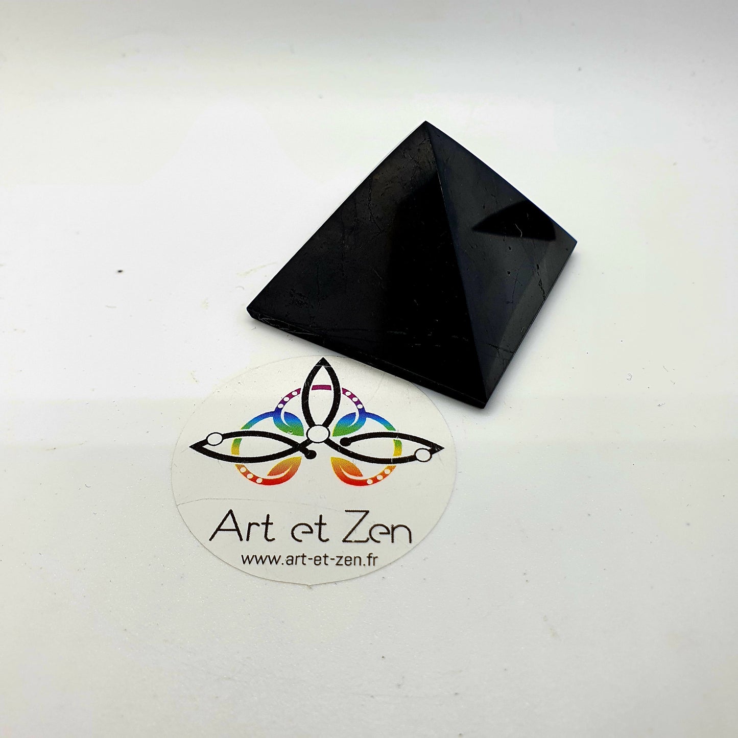 Pyramide Shungite