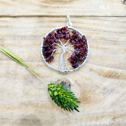 Pendentif Arbre de Vie 7 Chakras / Aventurine / Améthyste / Grenat Rouge
