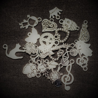 Breloque (charm)